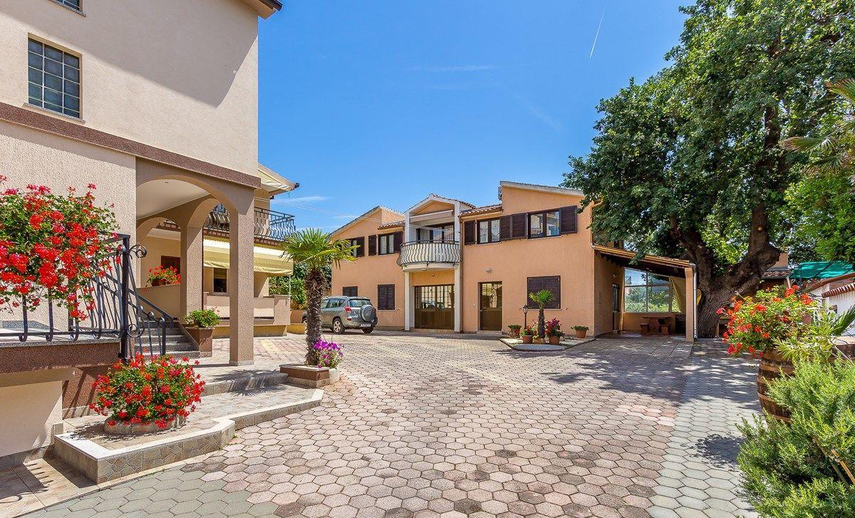 Apartments Nevija Medulin Zewnętrze zdjęcie