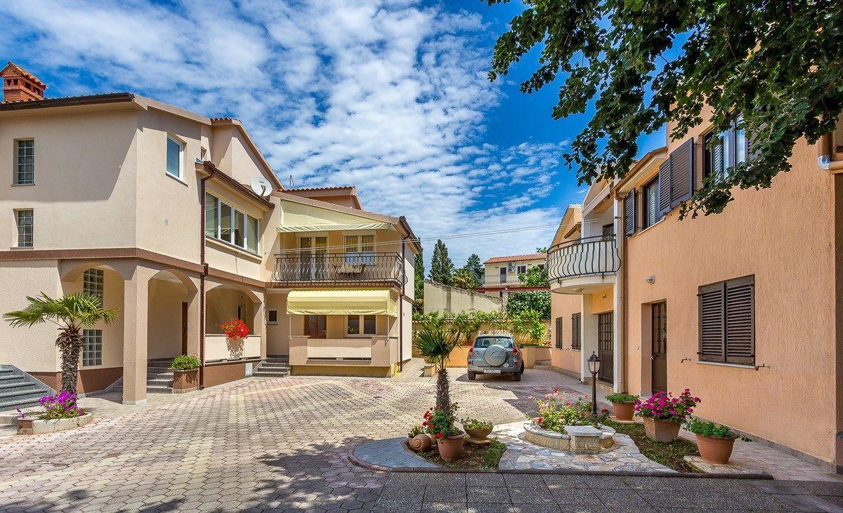 Apartments Nevija Medulin Zewnętrze zdjęcie